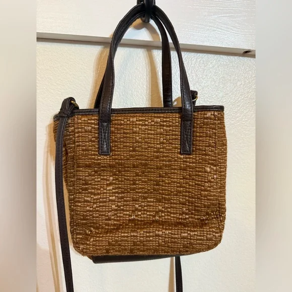 Vintage Apostrophe Brown Woven Crossbody Bag with Black Straps in meant conditio - Picture 2 of 7